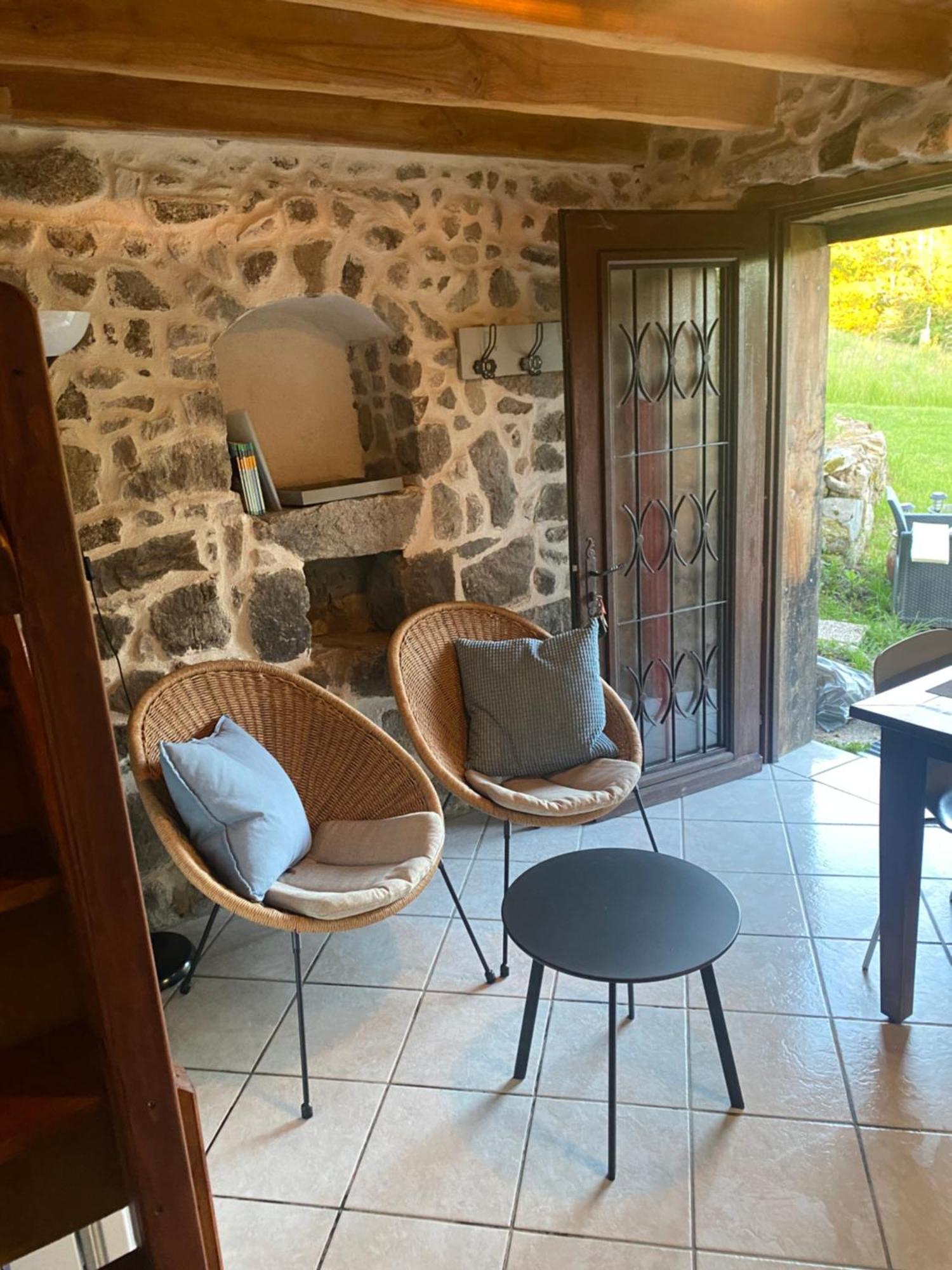 Maisonnette Chaleureuse De 35M2 Miremont  ภายนอก รูปภาพ